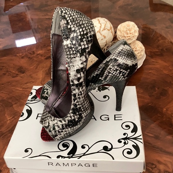 Rampage PeepToe Blk/White Faux Snakeskin Platform - Picture 1 of 8